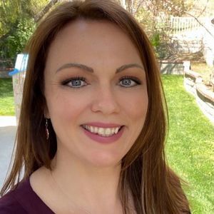 Meet your Posher, Claire